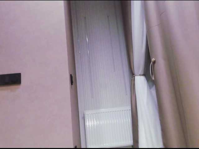 Va-len-cia's BongaCams show and profile