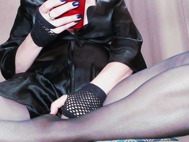 Va-len-cia live cam on BongaCams