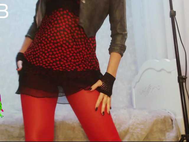 Va-len-cia live cam preview