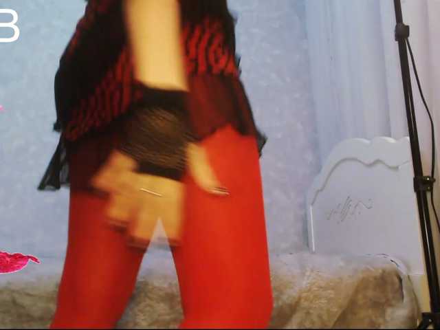 Va-len-cia live cam preview