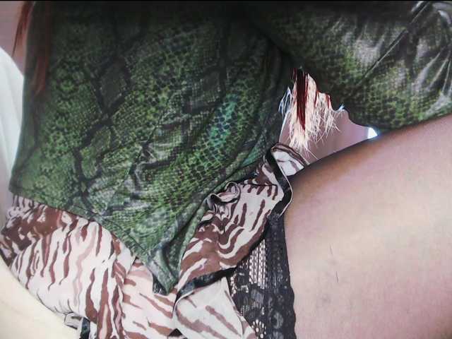 Va-len-cia live cam on BongaCams