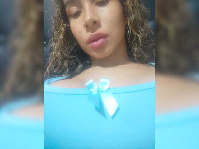 AnnieMiller- live cam on BongaCams