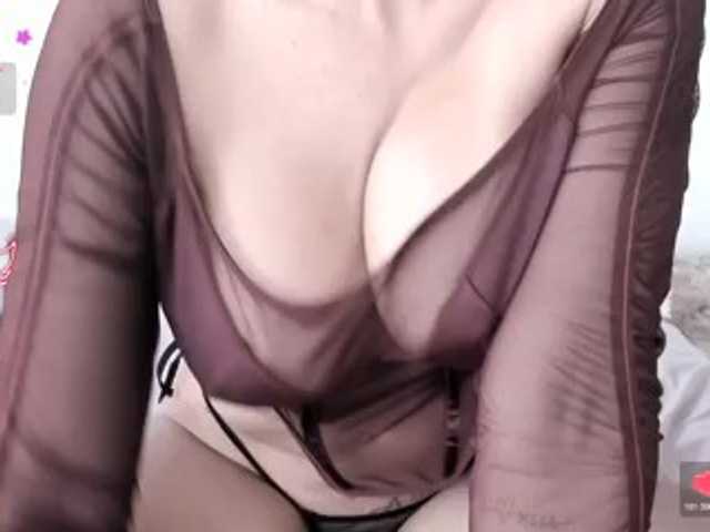 AnnieMiller-