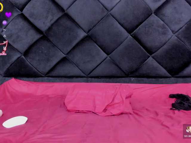 AnnieMiller-'s BongaCams show and profile