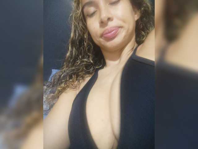 AnnieMiller-