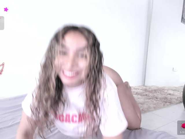AnnieMiller live cam preview