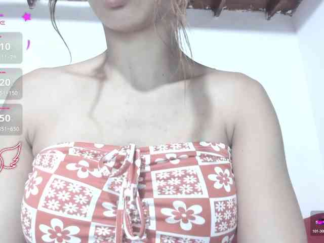 AnnieMiller webcam