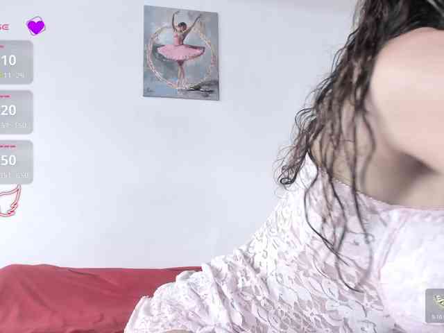 AnnieMiller webcam