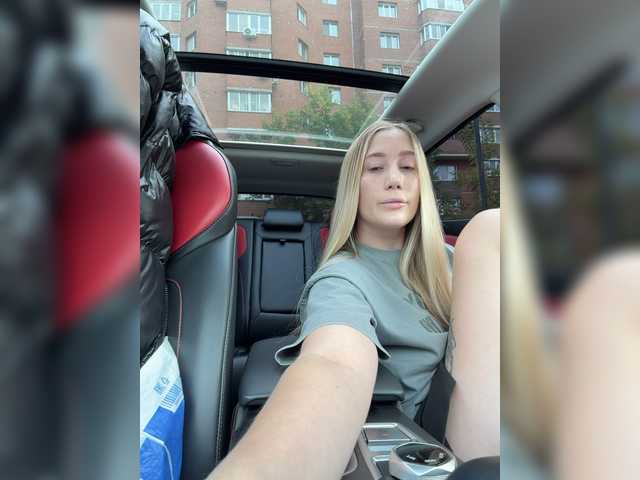 lana-lana03 live cam on BongaCams
