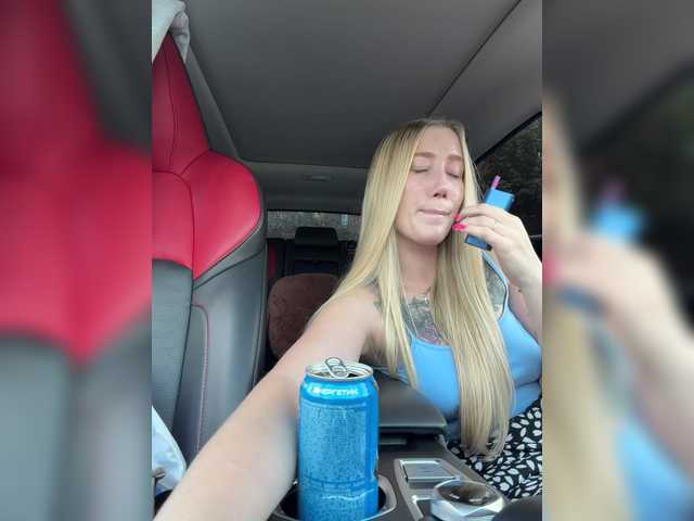 lana-lana03 live cam on BongaCams