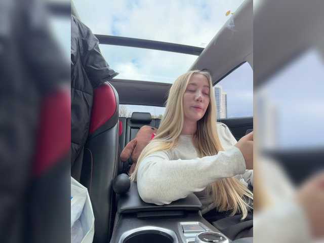 lana-lana03 live cam on BongaCams