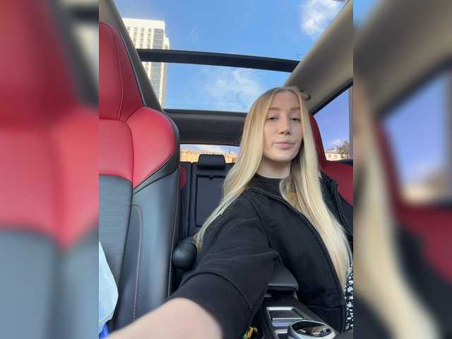 lana-lana03 live cam on BongaCams