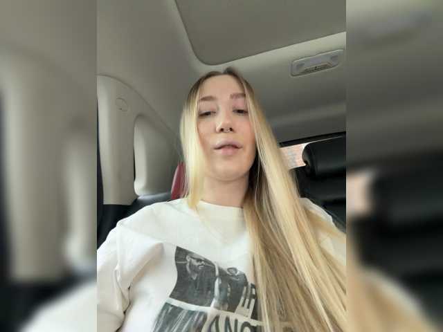 lana-lana03 live cam on BongaCams