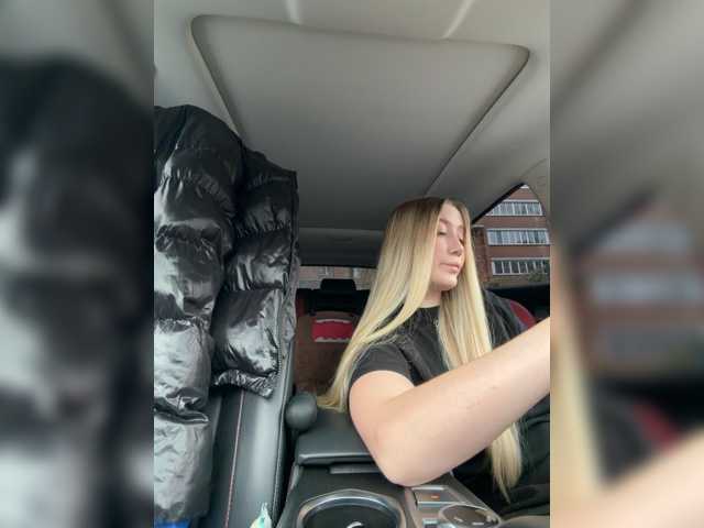 lana-lana03 live cam on BongaCams