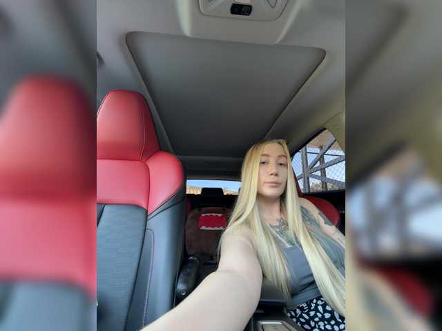 lana-lana03 live cam on BongaCams