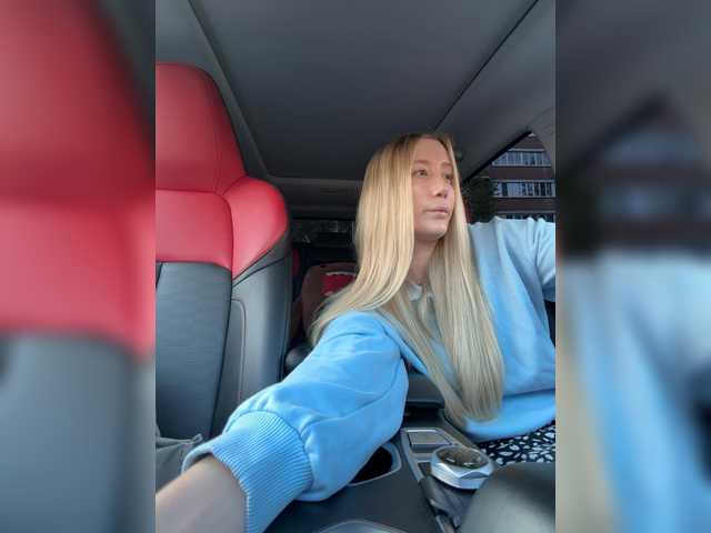 lana-lana03 live cam on BongaCams