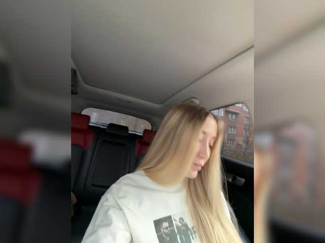 lana-lana03 live cam on BongaCams