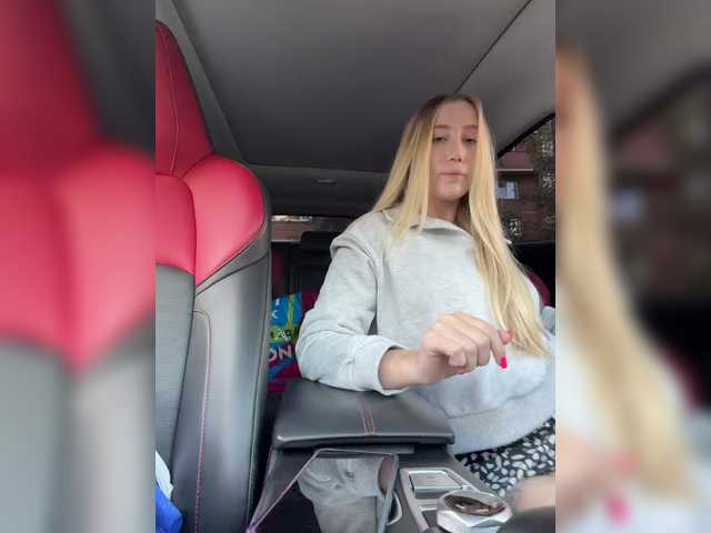 lana-lana03 live cam on BongaCams