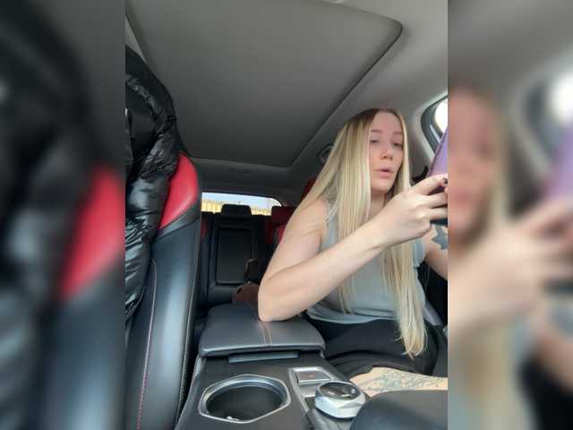 lana-lana03 live cam on BongaCams