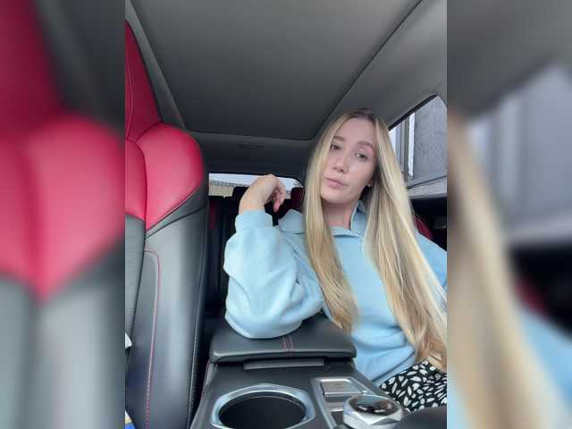 lana-lana03 live cam on BongaCams