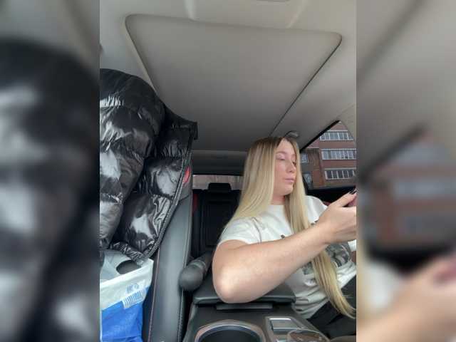 lana-lana03 live cam on BongaCams