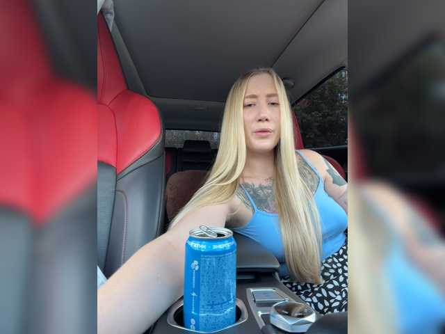 lana-lana03 live cam on BongaCams