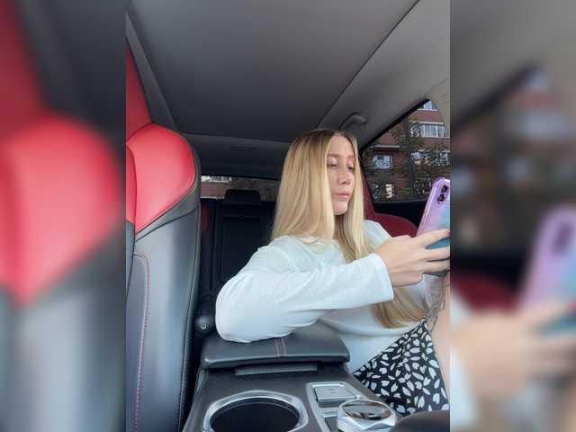 lana-lana03 live cam on BongaCams