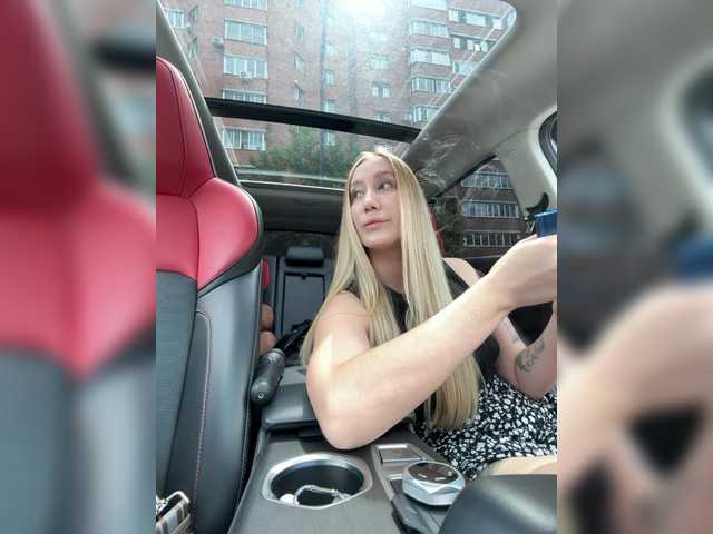 lana-lana03 live cam on BongaCams