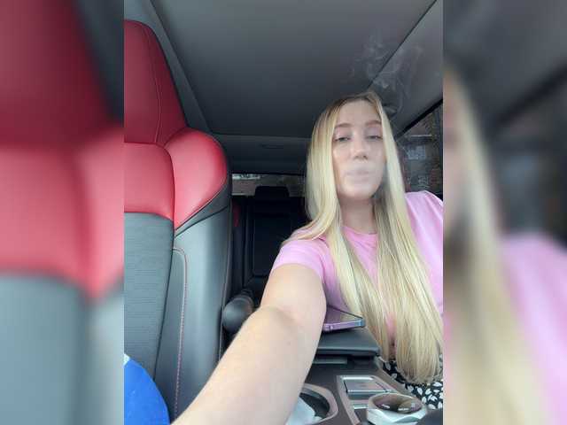 lana-lana03 live cam on BongaCams