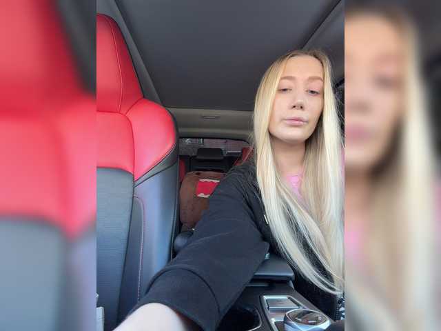 lana-lana03 live cam on BongaCams