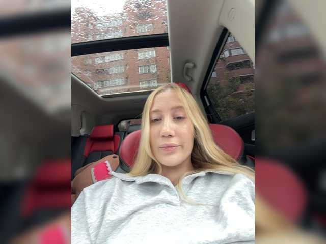 lana-lana03 live cam on BongaCams