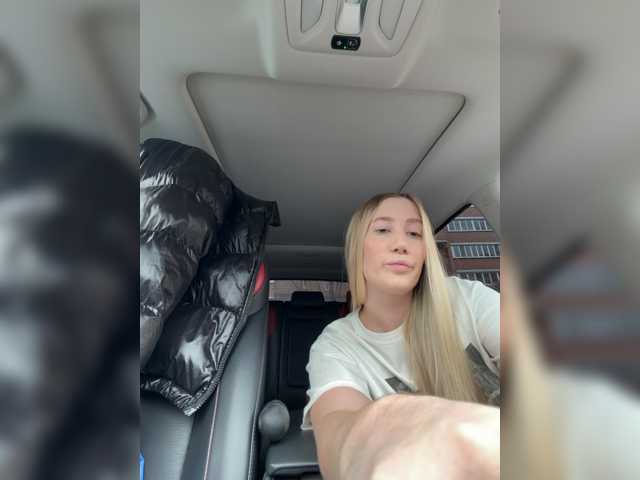 lana-lana03 live cam on BongaCams