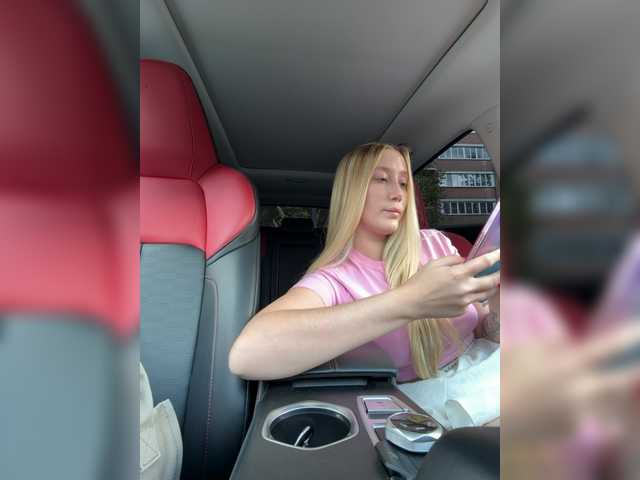 lana-lana03 live cam on BongaCams