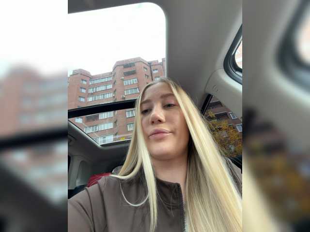 go to chat with Svetlana____