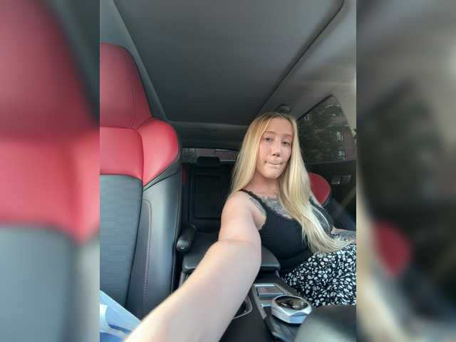 lana-lana03 live cam on BongaCams