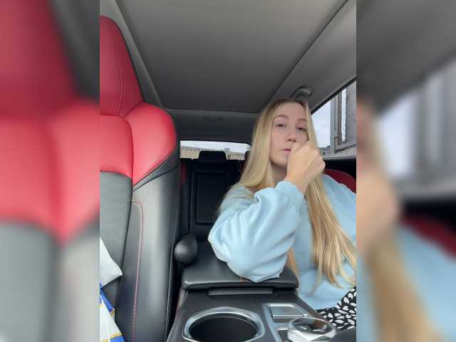 lana-lana03 live cam on BongaCams