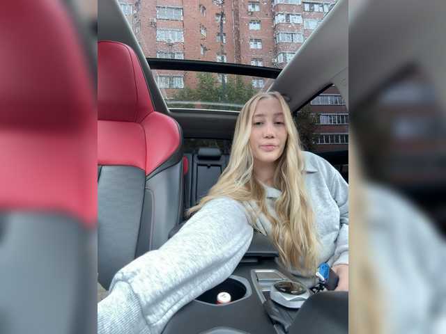 lana-lana03 live cam on BongaCams