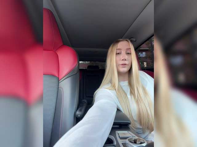 lana-lana03 live cam on BongaCams