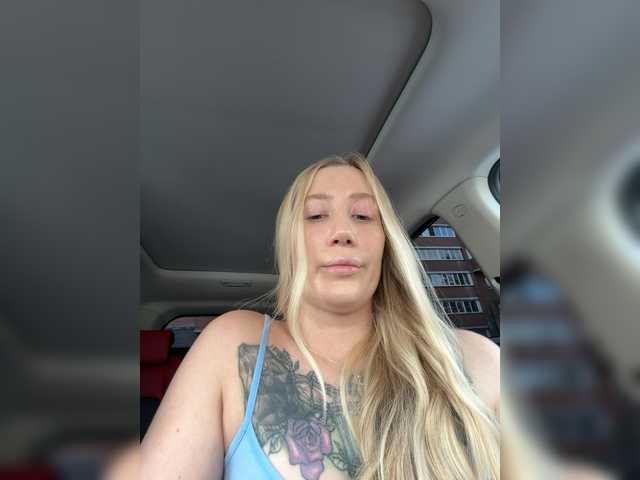 lana-lana03 live cam on BongaCams