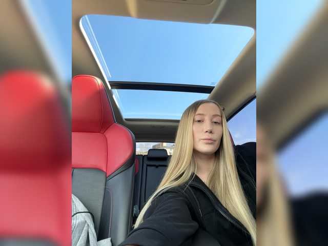 lana-lana03's BongaCams show and profile