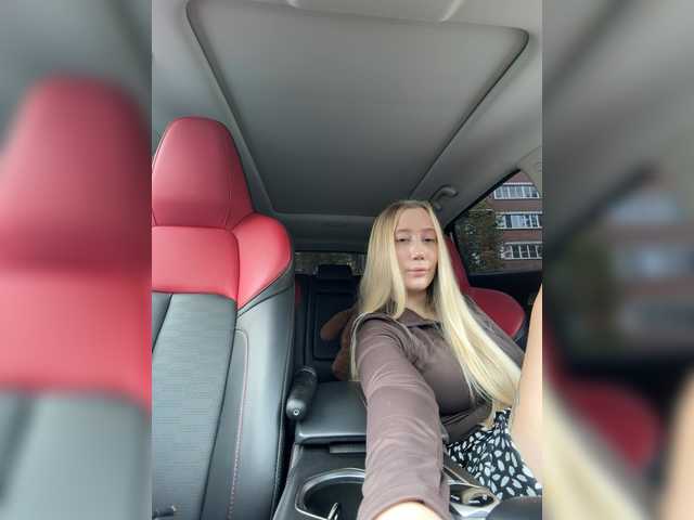 lana-lana03 live cam on BongaCams