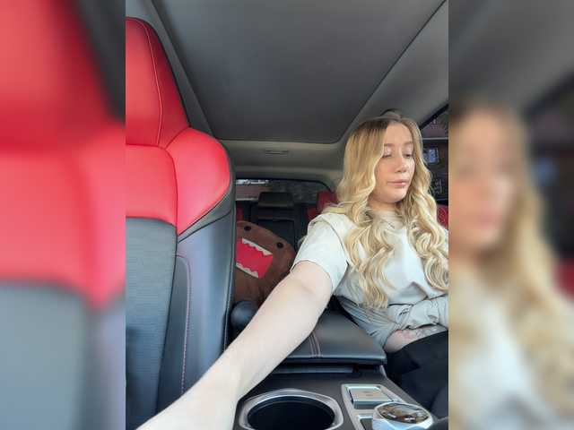lana-lana03 live cam on BongaCams
