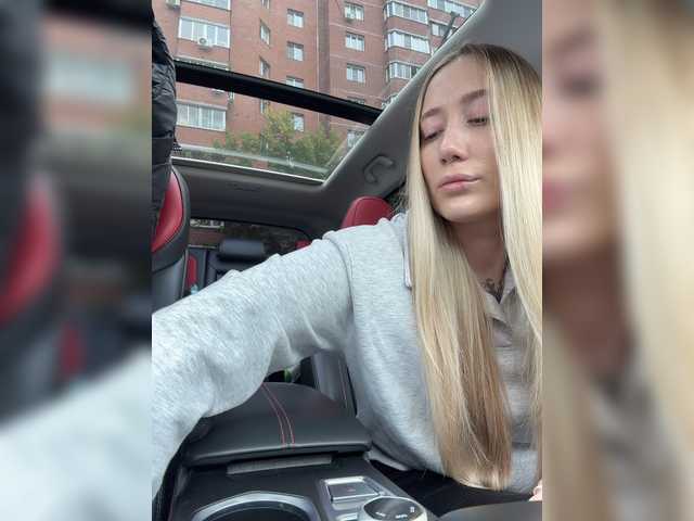lana-lana03 live cam on BongaCams