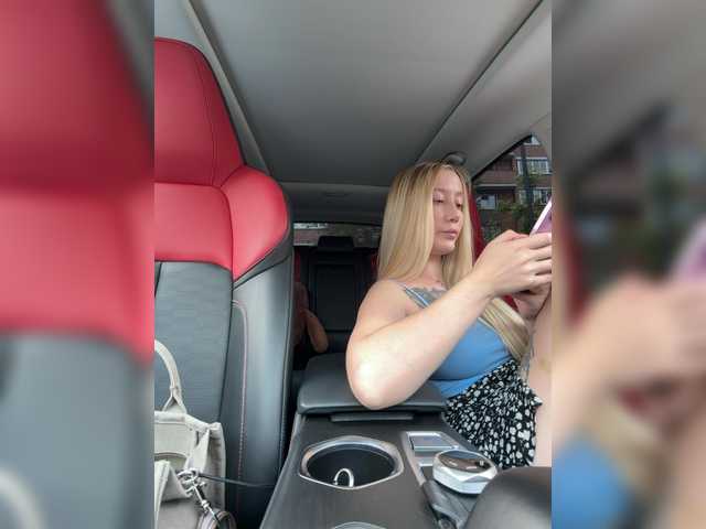 lana-lana03 live cam on BongaCams
