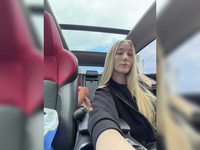 lana-lana03 live cam on BongaCams