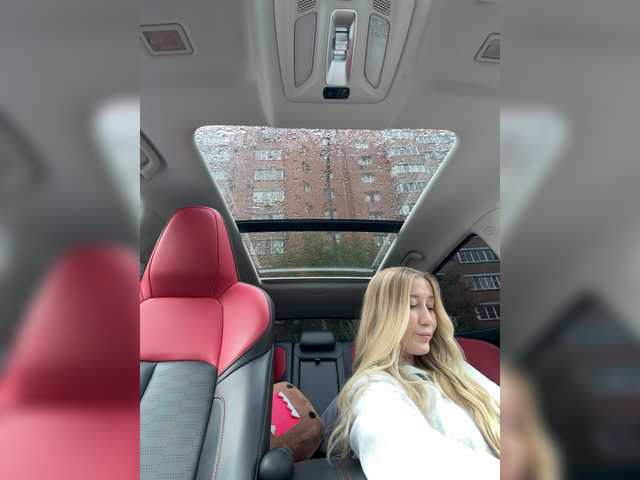 lana-lana03 live cam on BongaCams