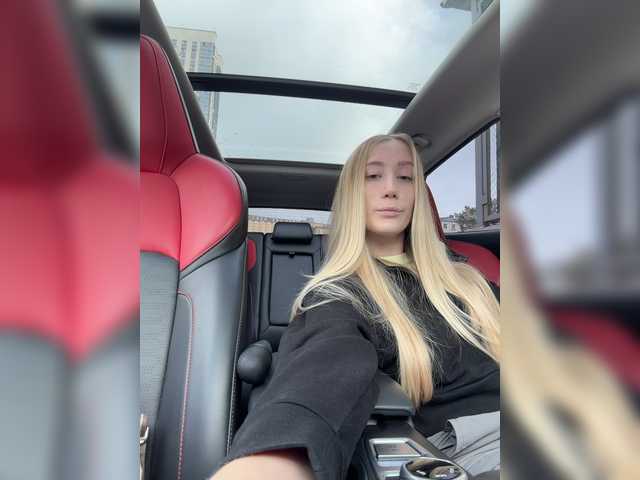 lana-lana03 live cam on BongaCams