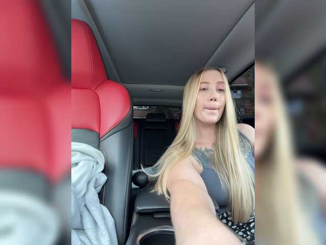 lana-lana03 live cam on BongaCams