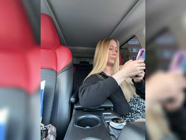 lana-lana03 live cam on BongaCams