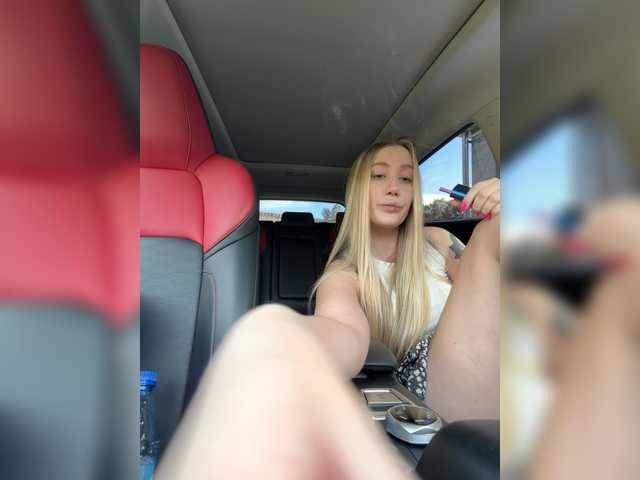 lana-lana03 live cam on BongaCams